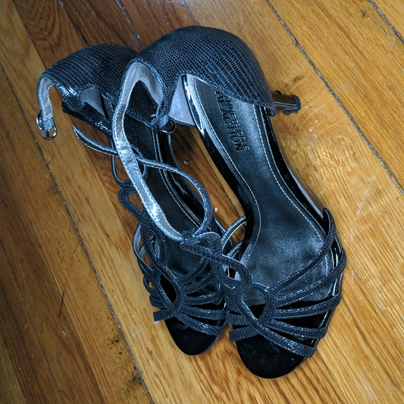 Kenneth Cole Reaction in the know Le black heels - Picture 4 of 7